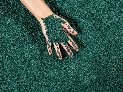 做夢都想不到，海洋垃圾還可以做成汽車內飾部件.....